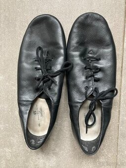 Taneční obuv z USA. Vel.41