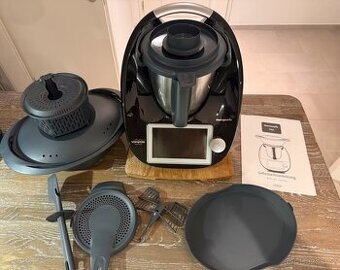 Thermomix TM6 Black Edition – v perfektním stavu, jako nový