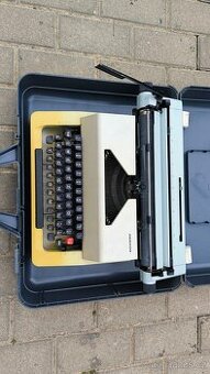 Prodám psací stroj