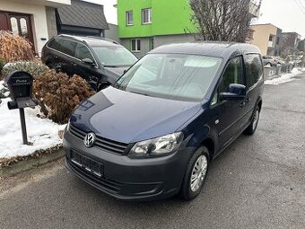 VW CADDY 1.6 TDI 5 MÍST  SOCCER