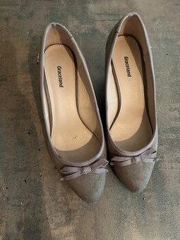 Lodičky na nižším podpatku vel. 39