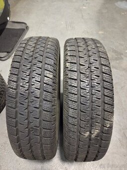 2 zimní pneu Matador 205/75 16C