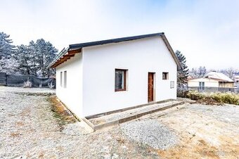 Prodej rodinného domu 52m and sup2; s pozemkem 856m and sup2