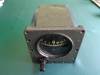 GPK-48 směrový gyroskop z tanku