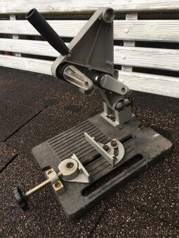 Stojan na úhlovou brusku