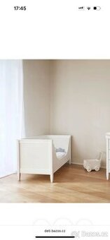 Dětská rostouci postýlka Isle of dogs