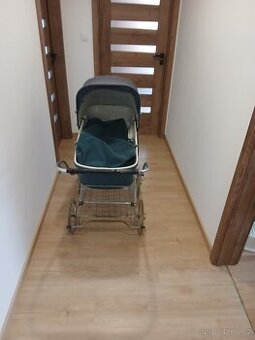 Retro kočárek Liberta