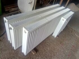 Deskové radiatory