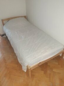 Postel IKEA 90x 200 cm s matrace tl.10cm