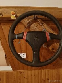 Volant Fiat Uno MOMO