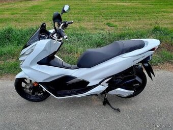 Honda PCX 125 s ABS