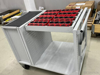 CNC vozík na držáky SK40