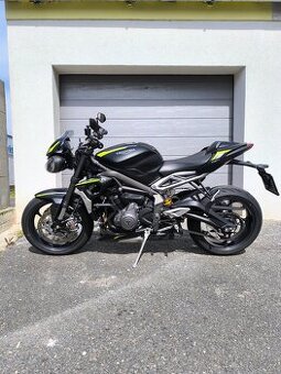 Triumph Street Triple 765 RS - 1