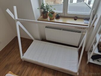 Dětská postýlka 140x70, s matrací