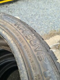 Zimní pneu 275/40R21 NOKIAN