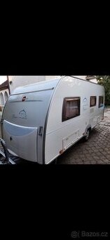 Prodám - obytný přívěs - málo používaný - laminátový