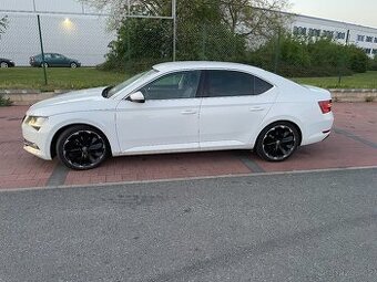 Škoda SUPERB 3 2,0TDI 110KW, DSG 6kvalt