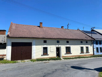 🏠 Venkovský dům s velkým pozemkem 2002 m² – Zákřov u Tršic - 1