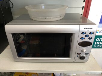 Mikrovlnka Panasonic