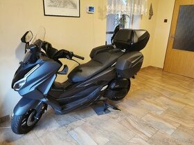 Držáky nosiče bočních kufrů Shad Honda Forza a ADV - 1