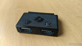 Adaptér pro 4 hráče (4 player adapter) pro Commodore 64
