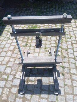 Hydraulický lis