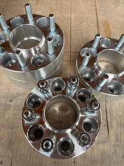 Rozšiřovací podložky šířka 30mm 6x114,3