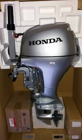 SLEVA - LODNÍ MOTOR HONDA BF20 - ÚPLNĚ NOVÝ - ZÁRUKA 5 LET