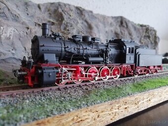 Roco BR 57