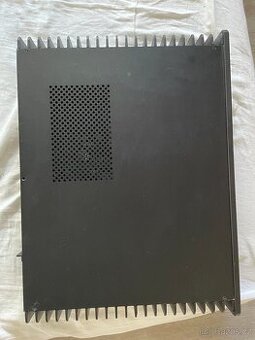 Streacom FC5 - pasivni fanless PC case + PSU a 150W zdroj