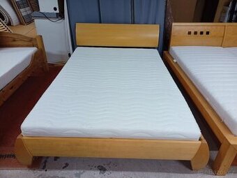 Prodám krásné letiště z masivu 140 x 200 zn.HÜLSTA