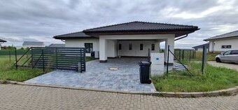 pronájem RD Hvozdnice