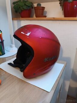 dětská lyžařská helma