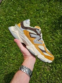 New Balance 9060 brown