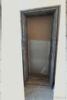 Prodám použité ocelové zárubně - 80/70cm pravé/levé