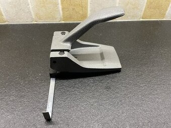 DĚROVAČ papíru MIKOV 609/litinový/až na 35 listů