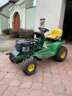 Zahradní traktůrek John Deere LTR 180