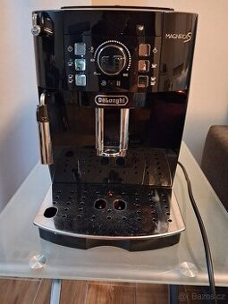 DeLonghi v záruce do 11/2026