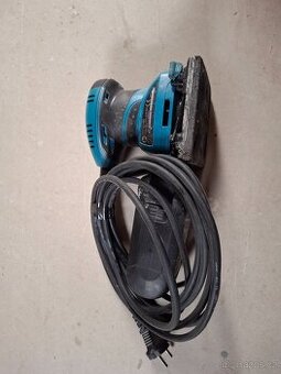 Makita BO4555