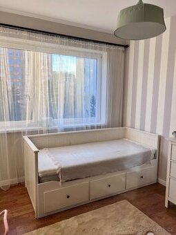Postel Hemnes Ikea