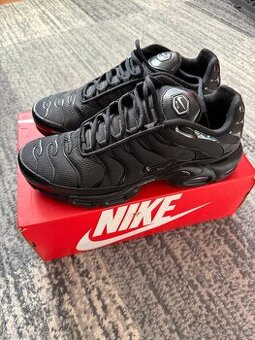 Boty Air Max plus značky NIKE