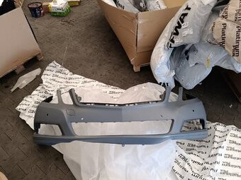 Přední nárazník pro lak na Mercedes E-class