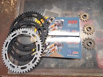 Řetězová sada ČZ Motokros 981 513 514