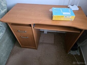 Psací stůl