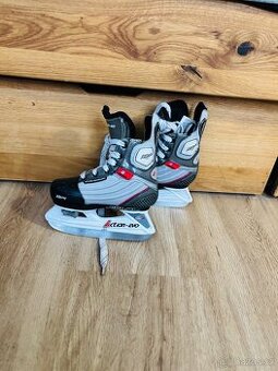 nastavitelné lední brusle Evo Action (29-32 EU)
