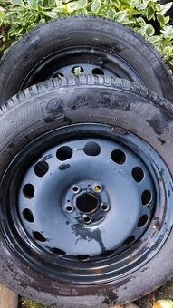 Prodám 2x zimní, celoroční kolo Kamiq Scala originál Škoda