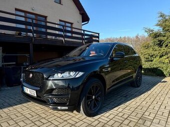 Jaguar F-Pace 2.0D Ingenium Edition 4x4 Panorama Nebourané