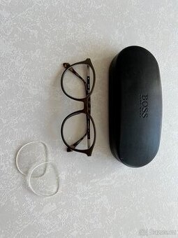 BRÝLE DIOPTRICKÉ: několik stylových modelů