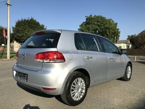 VW GOLF VI 1.4 MPI SERVISNÍ KNIHA 135.500 km