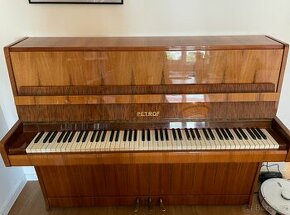 piano petrof  P111 Speciál z roku 1970, po celkovém repasu